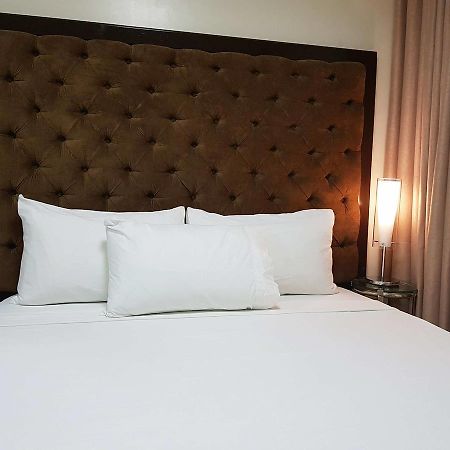 Studio Unit At The Breeze Residences Manila Ngoại thất bức ảnh