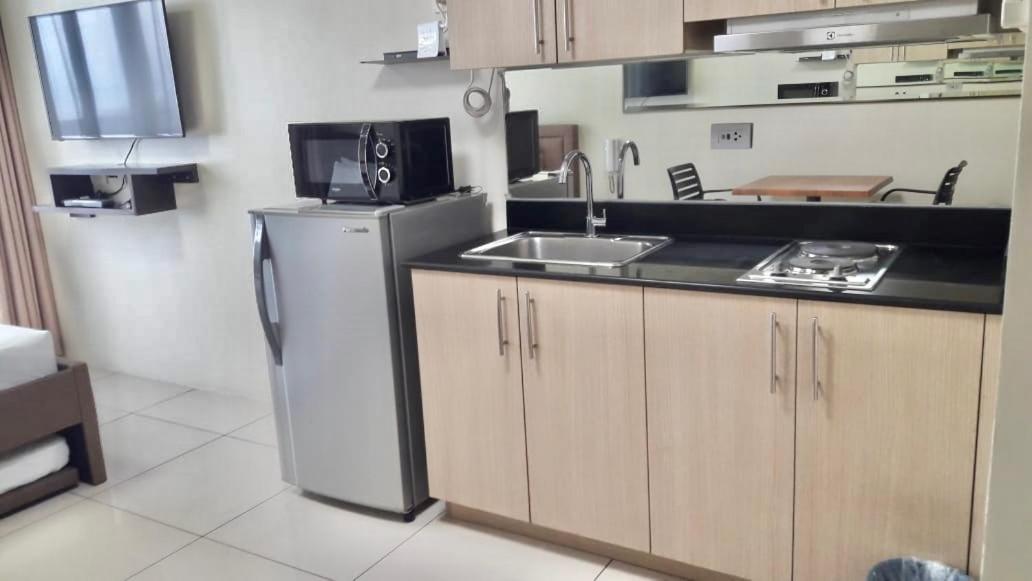 Studio Unit At The Breeze Residences Manila Ngoại thất bức ảnh