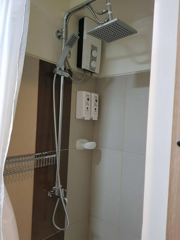 Studio Unit At The Breeze Residences Manila Ngoại thất bức ảnh